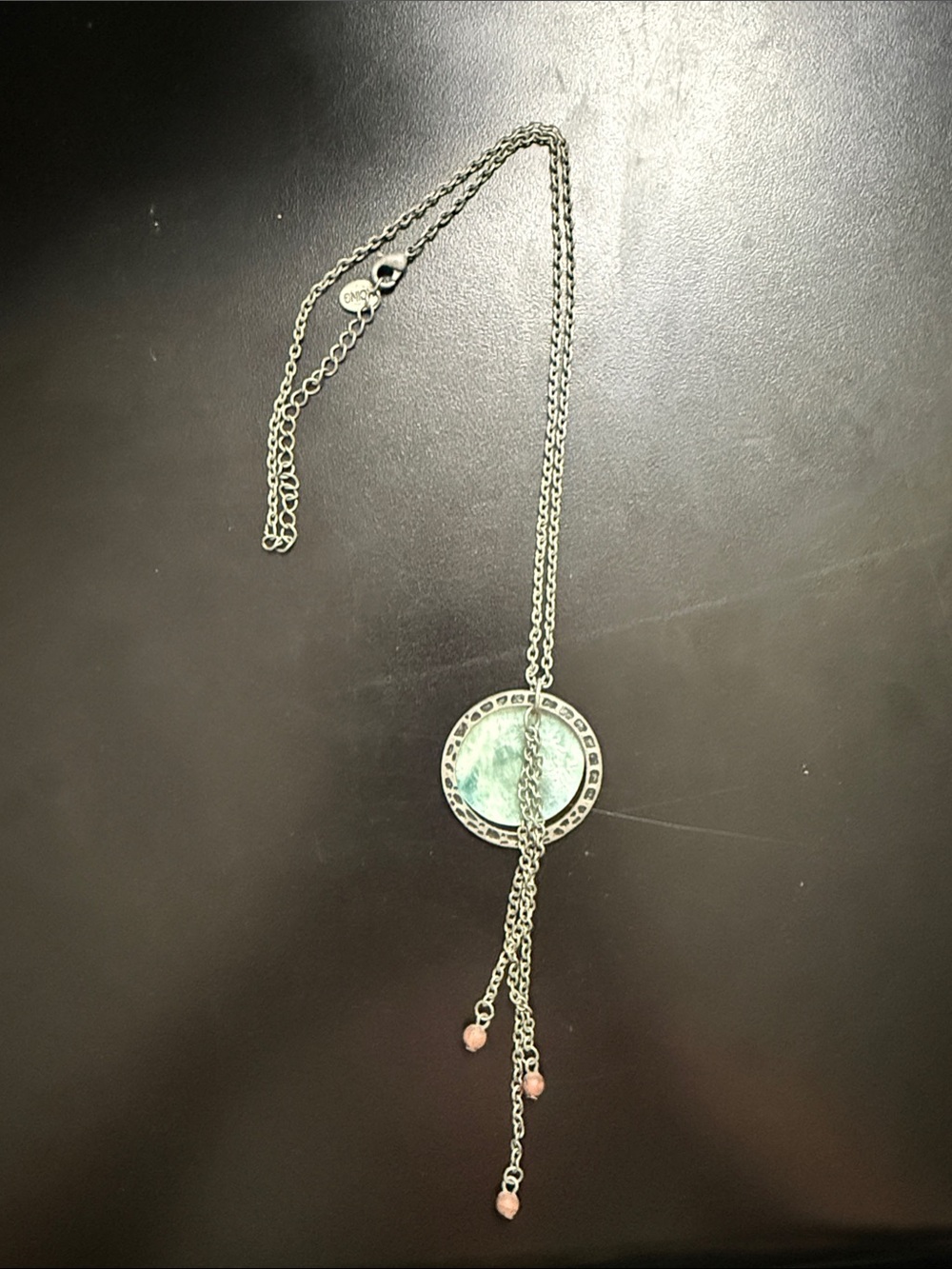 vintage 2000’s Fake Silver Chain Lariat Necklace with Mint Green Mother-of-Pearl